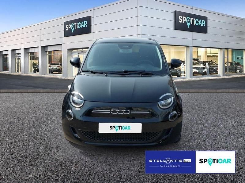 Gebraucht Fiat 500e 86 kW (118 PS) 2023 Schwarz Kleinwagen