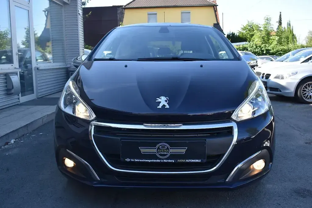 Gebraucht Peugeot 208 Style 82 PS (60 kW) 2016 Blau Kleinwagen