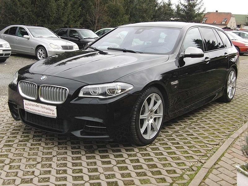 Schwarz Gebraucht 2016 BMW M550 Sport Line Limousine | 23.200 € (Fairer Preis) - Bild 1/4