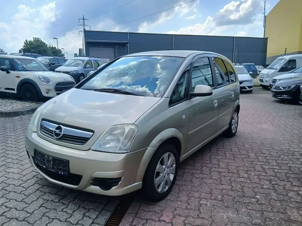Gebraucht Opel Meriva Basis 90 PS (66 kW) 2007 Champagner silber m2 Van / Kleinbus