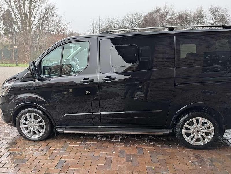 Gebraucht Ford Tourneo Titanium X 185 PS (136 kW) 2020 Schwarz Van / Kleinbus