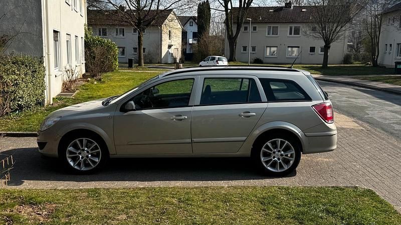Gebraucht Opel Astra 2007 Grau Kombi