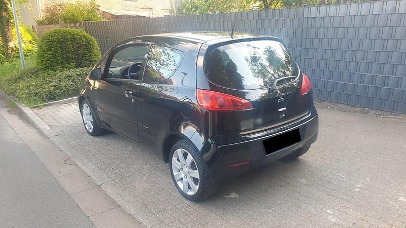 Gebraucht Mitsubishi Colt 75 PS (55 kW) 2006 Schwarz Kleinwagen