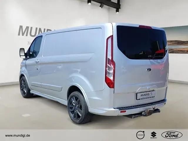 Gebraucht Ford Transit Custom Sport 185 PS (136 kW) 2019 Polarsilber metallic Van / Kleinbus