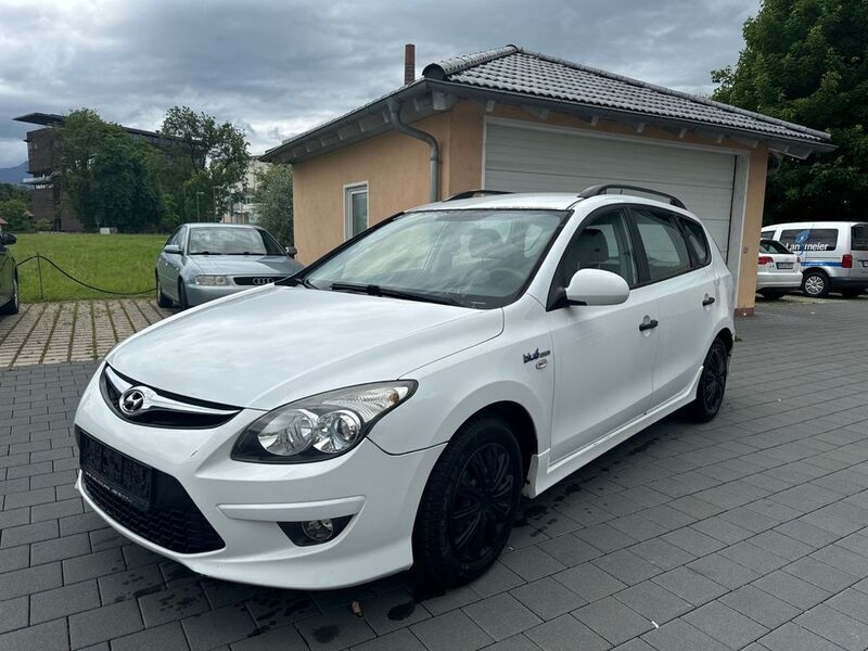 Gebraucht 2011 Hyundai i30 Style Kombi | 1.899 € (Superpreis) - Bild 1/4