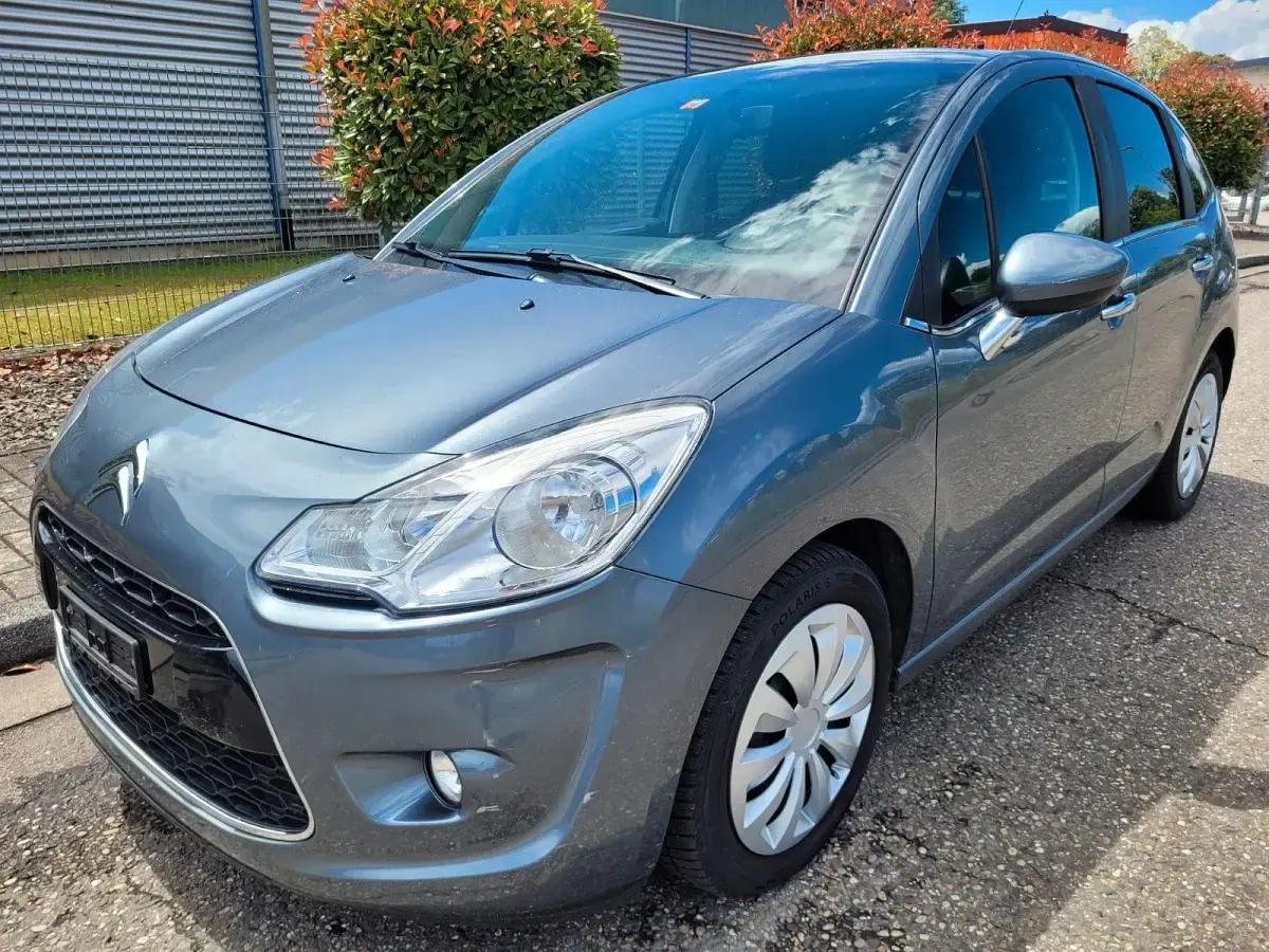 Gebraucht Citroën C3 SELECTION 95 PS (69 kW) 2011 Grau Limousine