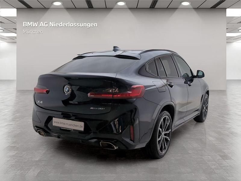 Gebraucht BMW X4 M Sport 252 PS (185 kW) 2025 Schwarz SUV