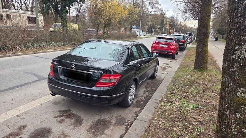 Gebraucht Mercedes C200 184 PS (135 kW) 2007 Schwarz Limousine