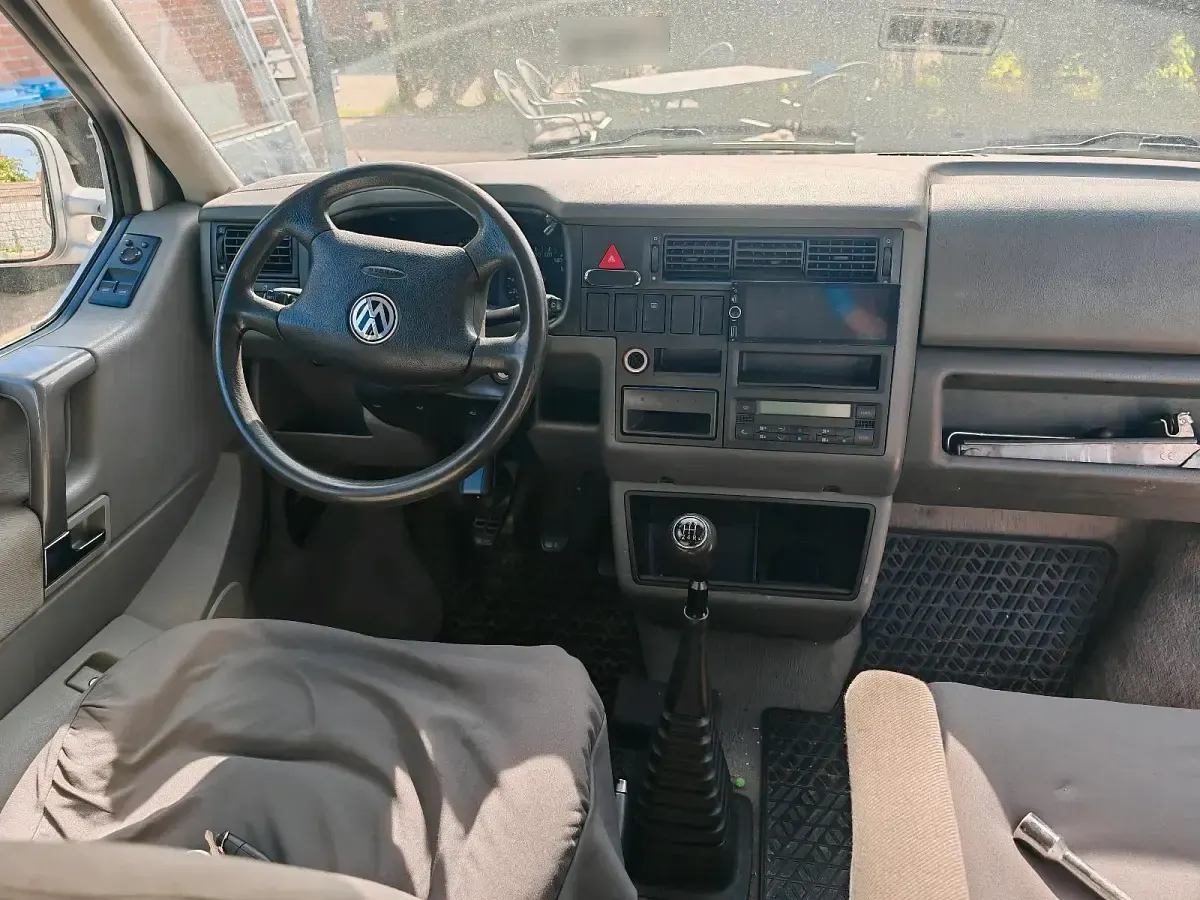 Gebraucht VW T4 102 PS (75 kW) 2002 Silber Van