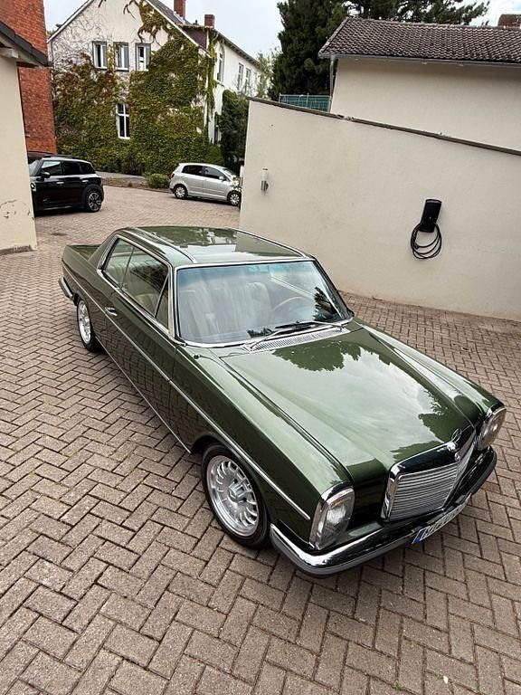 Gebraucht Mercedes 280 185 PS (136 kW) 1973 Grün Coupé