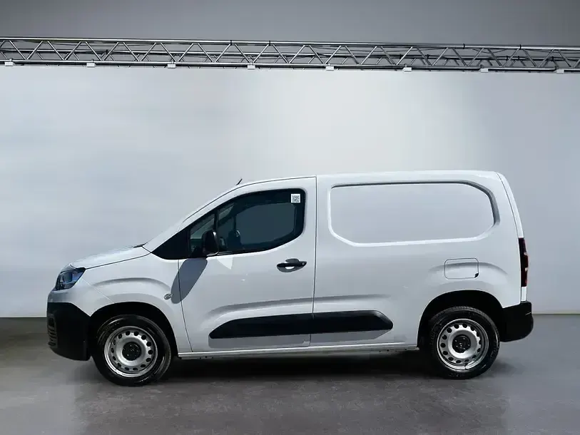 Gebraucht Citroën Berlingo 131 PS (96 kW) 2024 Weiß Van / Kleinbus