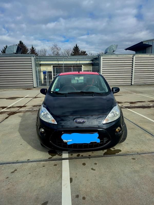Second-hand Ford Ka 69 CP (50 kW) 2015 Negru Coupe