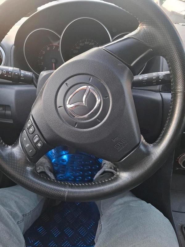 Gebraucht Mazda 3 105 PS (77 kW) 2004 Blau Limousine