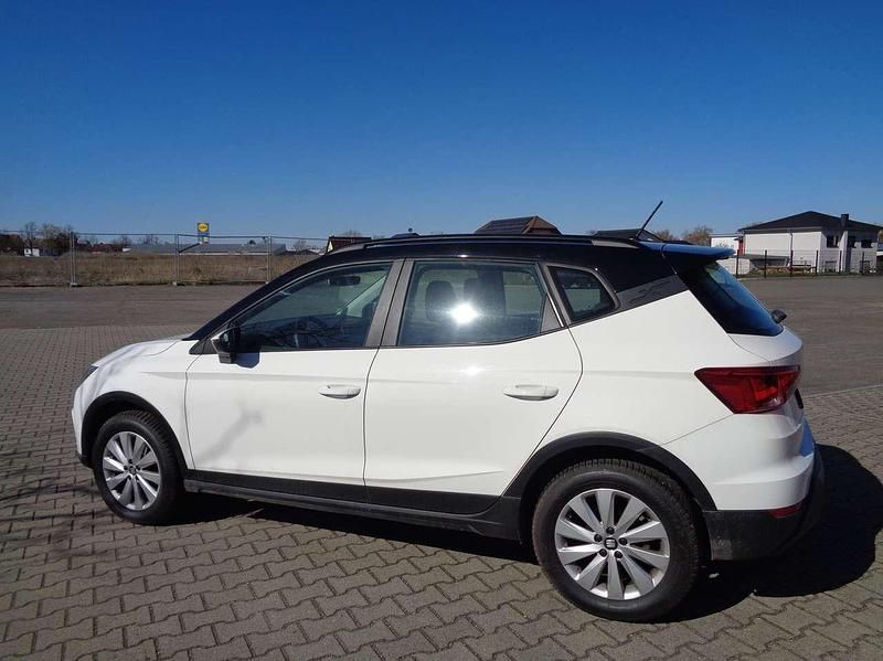 Gebraucht Seat Arona Style 116 PS (85 kW) 2019 "candy" weiss SUV