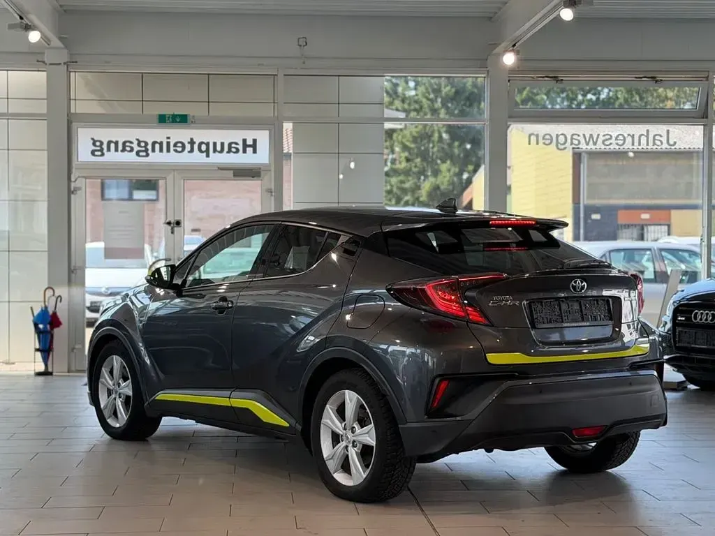 Gebraucht Toyota C-HR Limited 98 PS (72 kW) 2017 Grau SUV