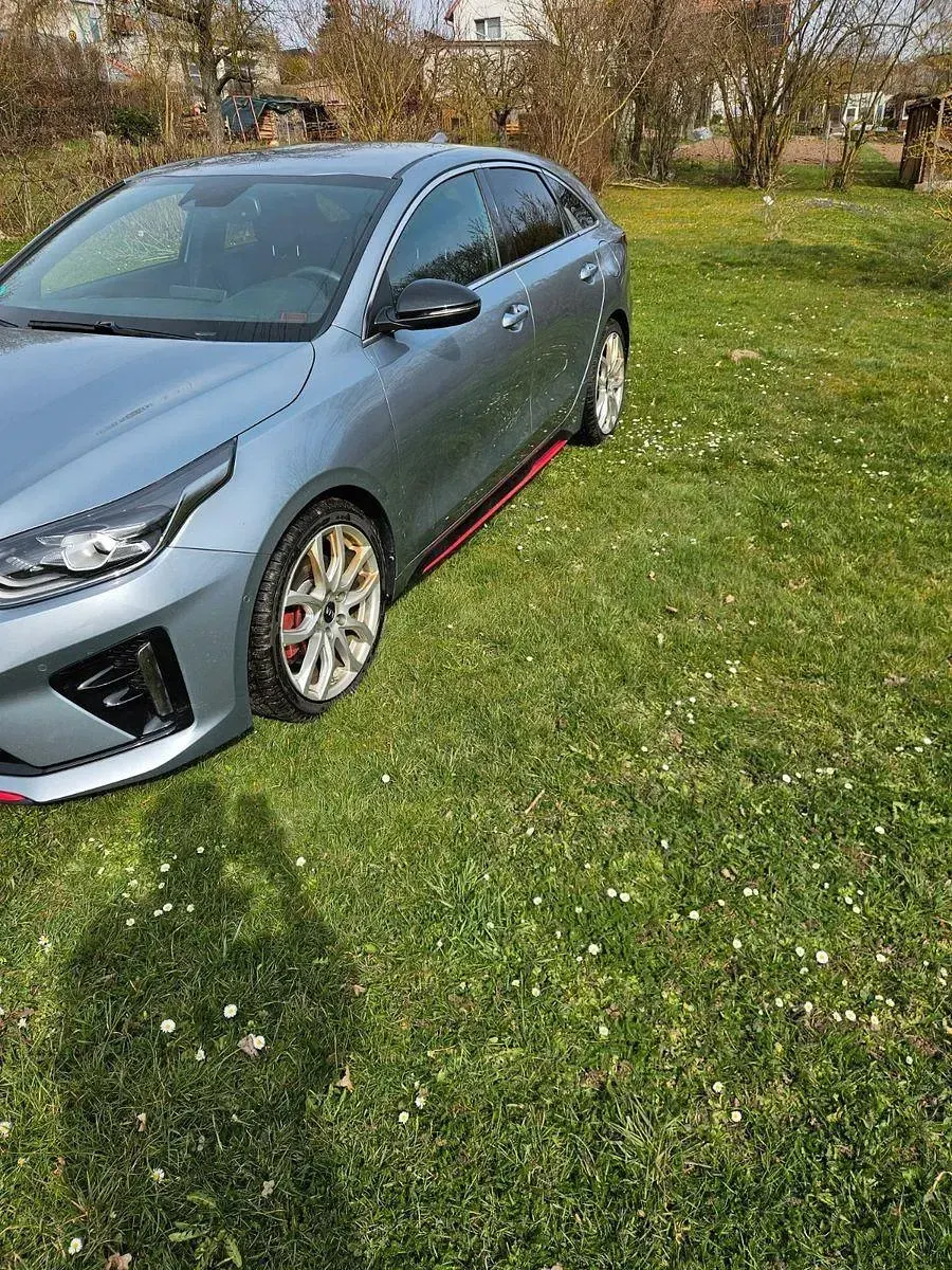 Używany Kia ProCeed GT 204 KM (150 kW) 2020 Srebrny Kombi