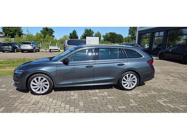 Gebraucht Skoda Octavia Style 150 PS (110 kW) 2020 Quarzgrau metallic Kombi