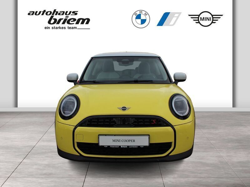 Gebraucht Mini Cooper S Classic 204 PS (150 kW) 2024 Gelb Kleinwagen