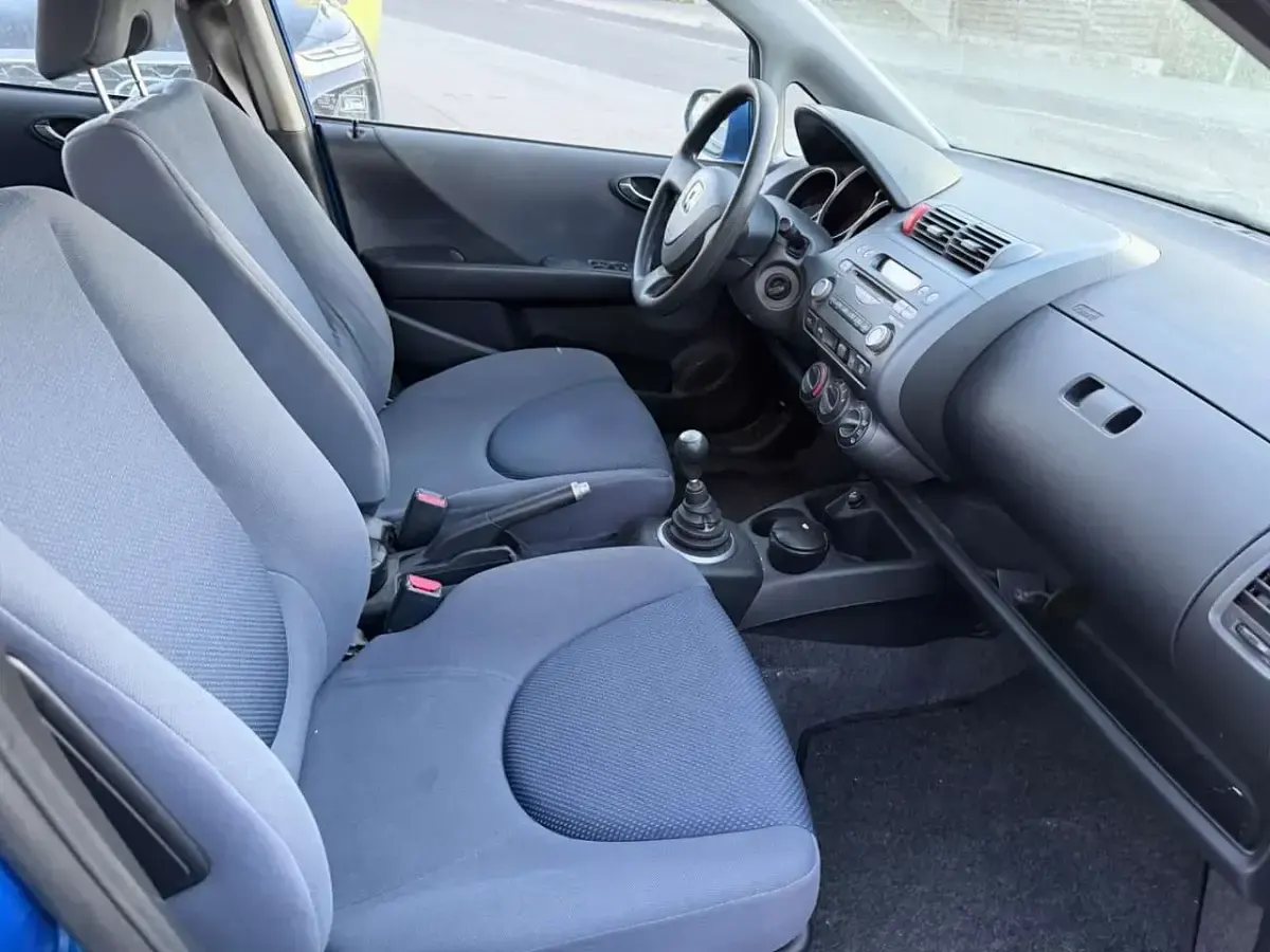 Gebraucht Honda Jazz LS 83 PS (61 kW) 2004 Vivid blue p. Kleinwagen
