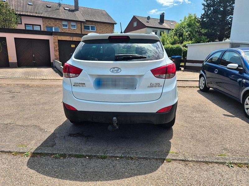Gebraucht Hyundai ix35 135 PS (99 kW) 2013 Weiß SUV