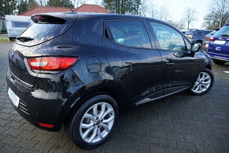 Gebraucht Renault Clio IV Collection 90 PS (66 kW) 2019 Schwarz Limousine