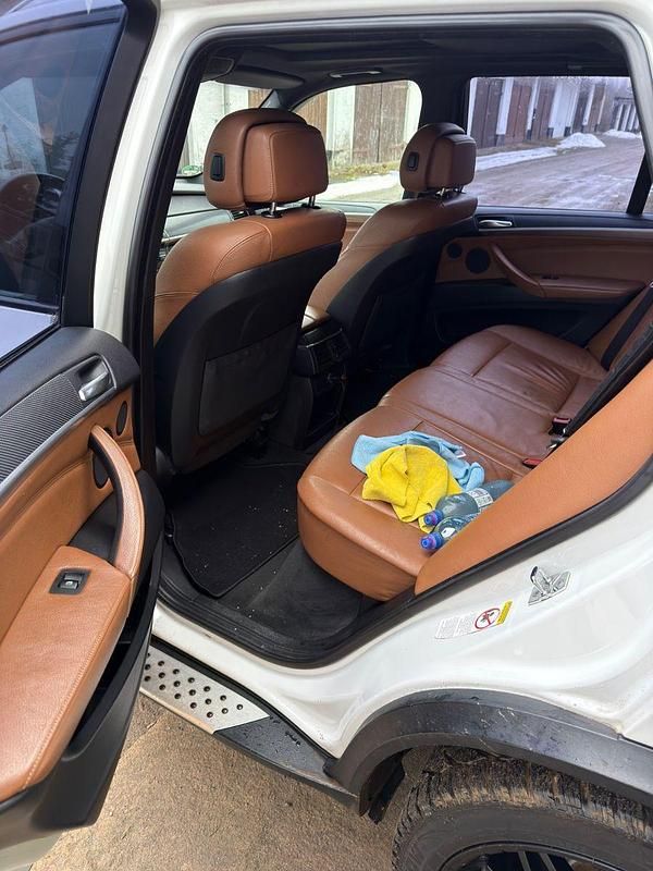 Gebraucht BMW X5 Basis 235 PS (172 kW) 2008 Weiß SUV