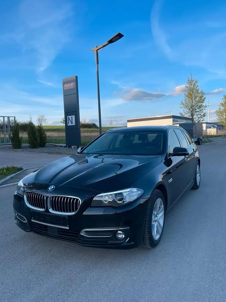 Gebraucht BMW 530 258 PS (189 kW) 2016 Schwarz Kombi