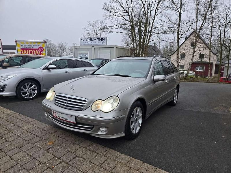 Grau Gebraucht 2004 Mercedes C220 Kombi | 2.450 € (Fairer Preis) - Bild 1/4