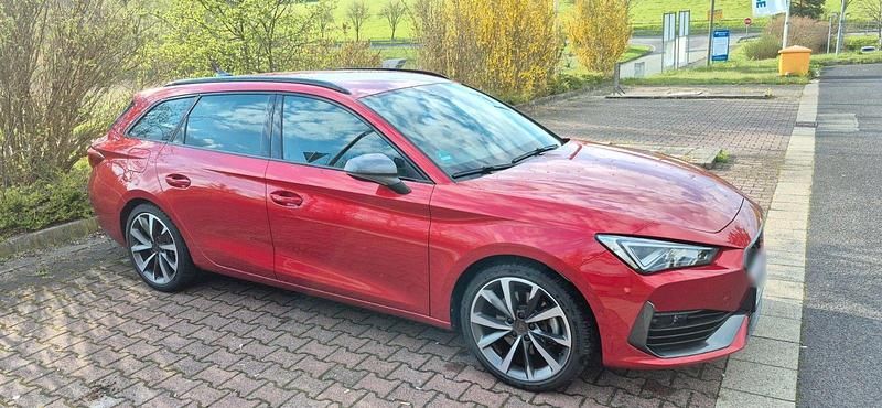 Usata Cupra Leon 204 CV (150 kW) 2023 Rosso Station wagon