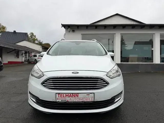 Używany Ford Grand C-Max Titanium 150 KM (110 kW) 2015 Biały Minivan
