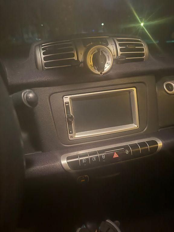 Gebraucht Smart ForTwo Cabrio 71 PS (52 kW) 2010 Weiß Cabrio