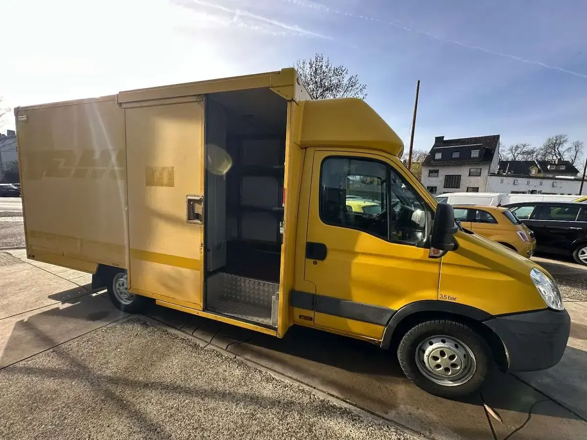 Gebraucht Iveco Daily 106 PS (77 kW) 2010 Gelb