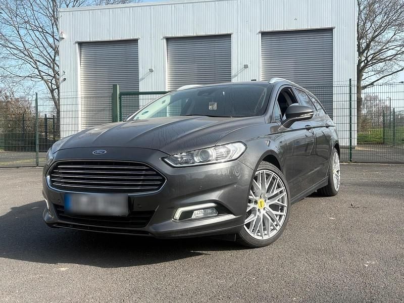 Gebraucht Ford Mondeo 150 PS (110 kW) 2016 Grau Kombi