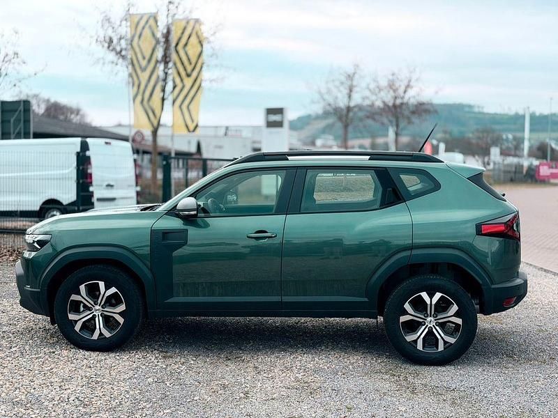 Neu Dacia Duster Expression 131 PS (96 kW) 2025 Grün SUV