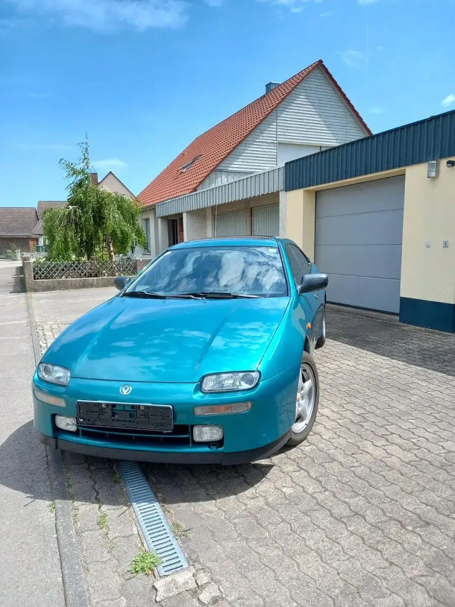 Gebraucht Mazda 323F 144 PS (105 kW) 1996 Grün Coupé