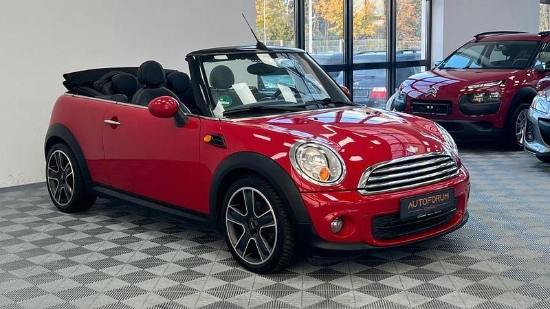 Rot Gebraucht 2011 Mini One Cabriolet Cabrio | 4.999 € (Guter Preis) - Bild 1/4