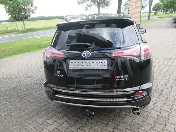 Gebraucht Toyota RAV4 Hybrid Basis 197 PS (144 kW) 2017 Mysticschwarz mica SUV