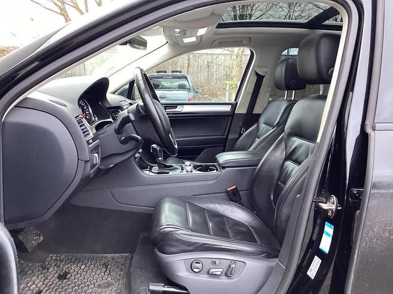 Gebraucht VW Touareg Terrain Tech 262 PS (192 kW) 2016 Schwarz uni SUV