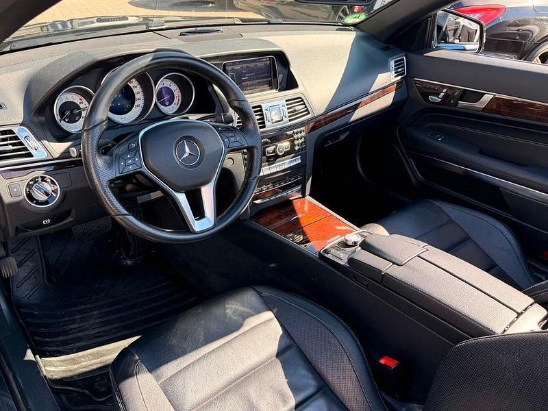 Gebraucht Mercedes E200 Avantgarde 184 PS (135 kW) 2013 Schwarz Cabrio