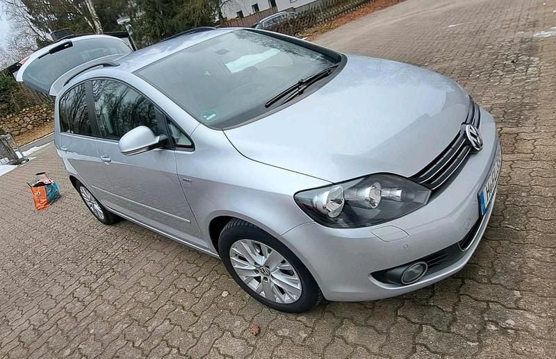 Silber Gebraucht 2013 VW Golf Plus Cross Van / Kleinbus | 11.199 € (Etwas zu teuer) - Bild 1/4