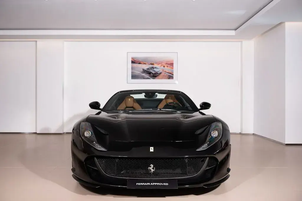 Second-hand Ferrari 812 829 CP (609 kW) 2022 Negru
