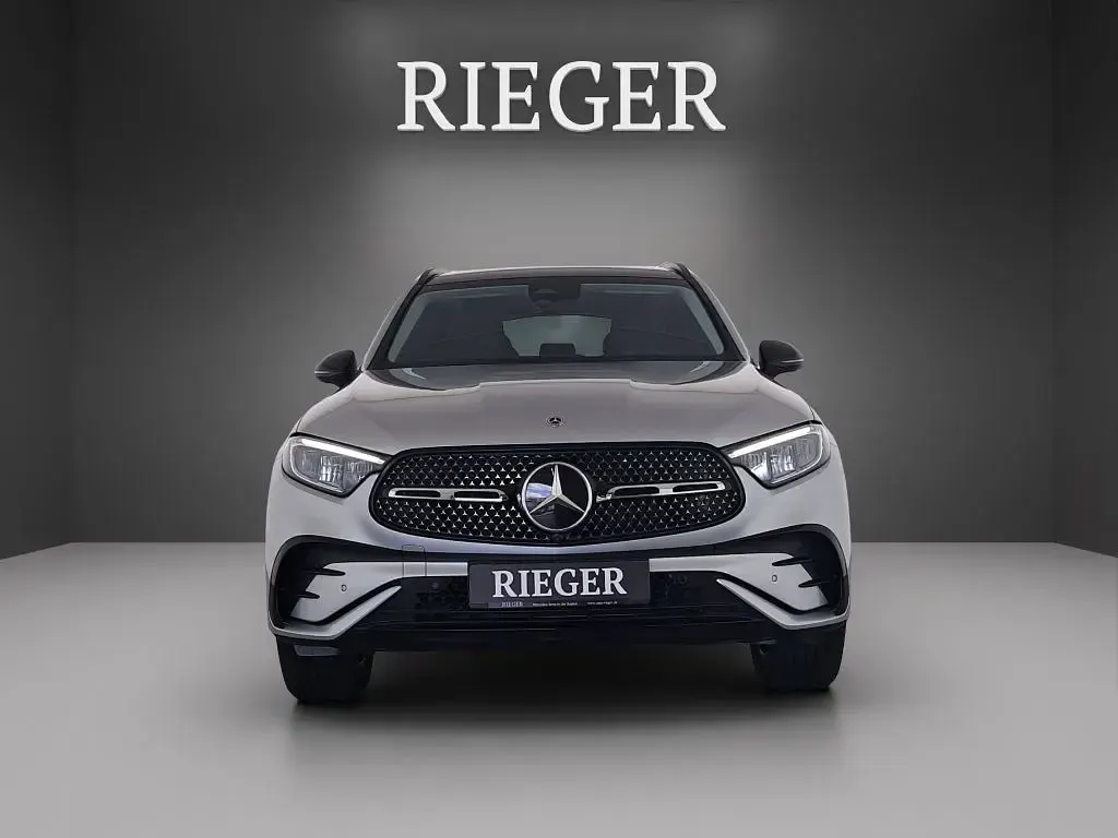 Gebraucht Mercedes GLC300de AMG line 197 PS (144 kW) 2025 Silber SUV