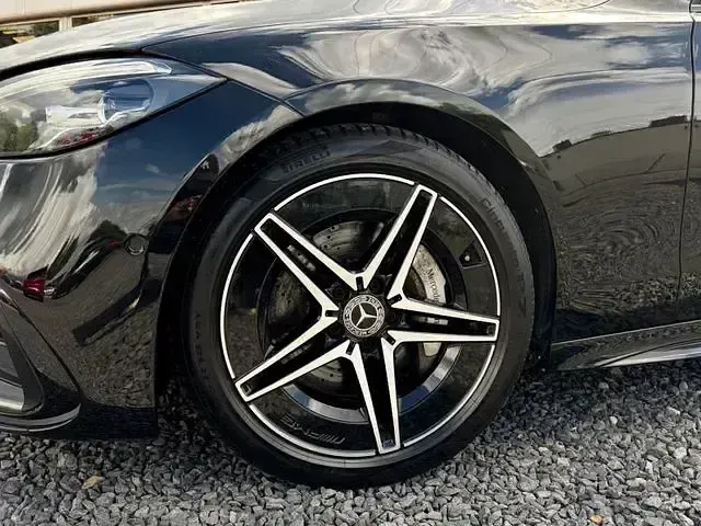 Gebraucht Mercedes C220 Advanced 200 PS (147 kW) 2022 Weiß Limousine
