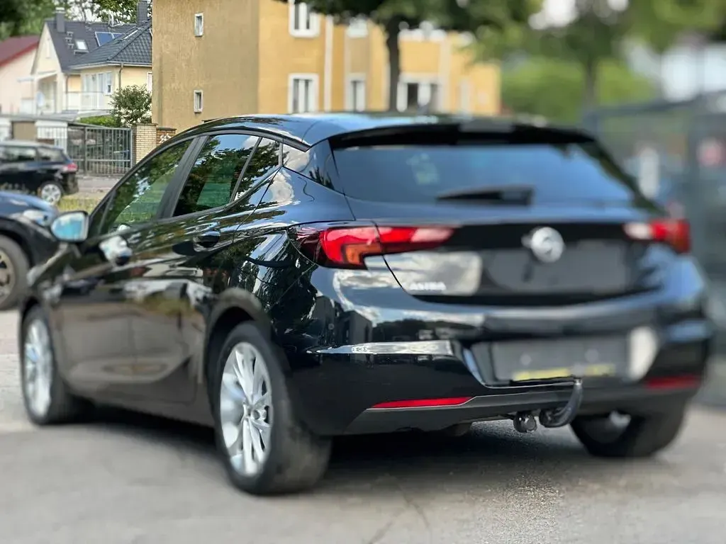 Gebraucht Opel Astra 150 PS (110 kW) 2019 Schwarz Limousine