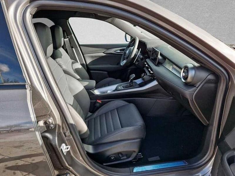 Gebraucht Alfa Romeo Tonale Veloce 280 PS (205 kW) 2022 Grigio vesuvio SUV