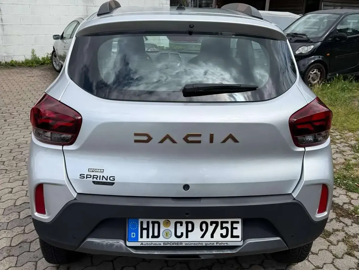 Gebraucht Dacia Spring Extreme 47 kW (65 PS) 2024 Grau Kleinwagen