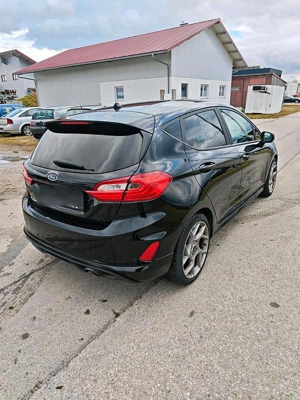 Gebraucht Ford Fiesta ST-Line 125 PS (91 kW) 2017 Schwarz Kleinwagen