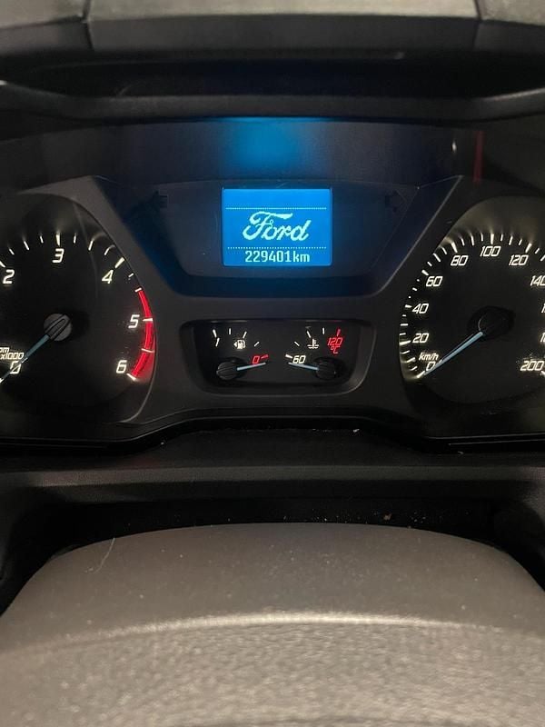 Gebraucht Ford Transit Custom 100 PS (73 kW) 2014 Weiß Van / Kleinbus