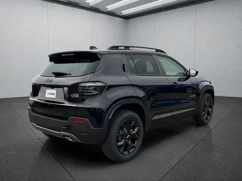 Neu Jeep Avenger 145 PS (106 kW) 2026 Schwarz SUV