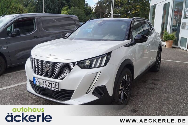 Perlmuttweiß perleffekt Gebraucht 2023 Peugeot e-2008 GT SUV | 30.990 € - Bild 1/4